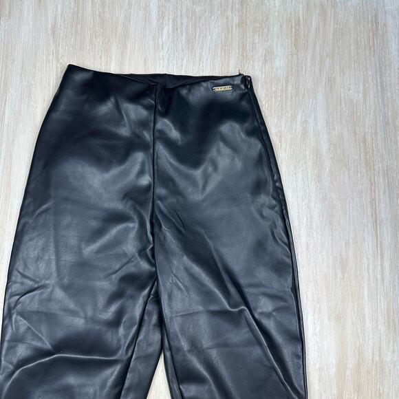 NWT Fabletics Black Vegan Leather Legging Pull On Sleek Activewear Pants Small - Picture 2 of 15